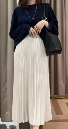 【極美品】ホワイトプリーツスカート