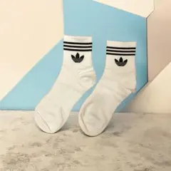 adidas originalストライプソックス ホワイト