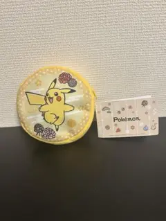 ポケモン.ピカチュウ 丸型ポーチ イエロー