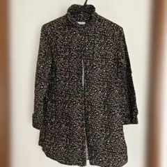 黒地小花柄長袖シャツワンピース