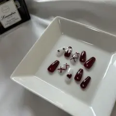 \zyu様専用商品/ネイルチップ ワインレッド ホワイト シルバー秋ネイル