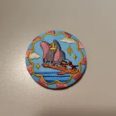 ディズニー 刺繍缶バッジ ダンボ
