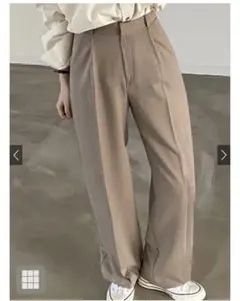 【新品未使用】センタープレスストレートパンツai07 グレイル　スラックス