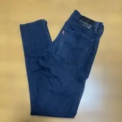 Levi's 510 ダークブルー W30L32 スリムフィットデニム