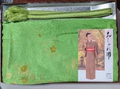 メド様専用 正絹　帯揚げと帯締めセット 緑色 花柄刺繍 　箱入り
