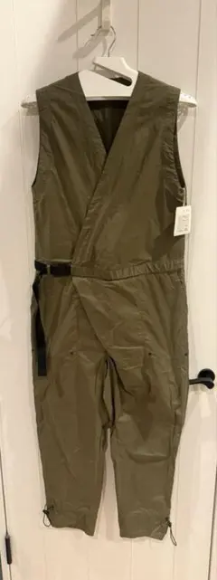 【新品・未使用】シーセット　ノースリーブオールインワン　カーキのサムネイル