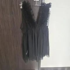 フリル付きブラックキャミソール Mサイズ シフォン