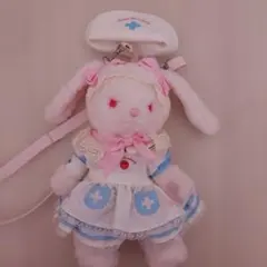 d*9様 うさくみゃちゃん ポシェット 白 エンジ - メルカリ