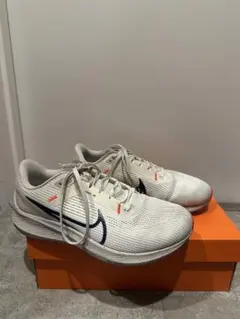 Nike PEGASUS 40 ランニングシューズ ホワイト/レッド