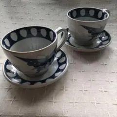 蝶の絵柄のカップ・ソーサー 2個セット