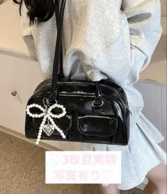 SHEIN リポンパーツ付きショルダーバッグ エナメル調のサムネイル
