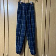 ネイビー系チェックストレートパンツ