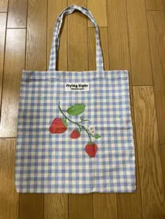【最終値下げ】flying tiger いちごデザイン トートバッグ