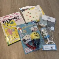 【新品】ベビーグッズ　絵本　スタイ　ラトル　ベビーソックス　コロンのサムネイル