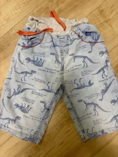 恐竜柄 ハーフパンツ 130cm