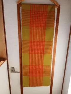 《値下げ》オリーブグリーンとオレンジ反物　ハギレ　古布　ヴィンテージ