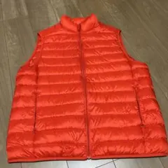UNIQLO レッド　ダウンベスト XXL