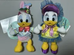 東京ディズニーランド 2010 イースター ドナルド　デイジーぬいぐるみバッジのサムネイル