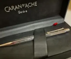Caran d'Ache ボールペン 新型 刻印なし シェブロン カランダッシュ