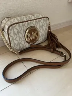 MICHAEL KORS マイケルコース　ショルダーバッグ　MKロゴ