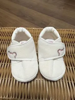 （2/5まで発送可）ミキハウス プレーシューズ　室内用 ホワイト