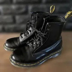 美品】Dr.Martens 8ホール ドクターマーチン ブラック uk5 - メルカリ