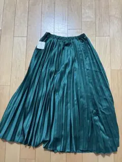 グリーン プリーツ ロングスカートのサムネイル