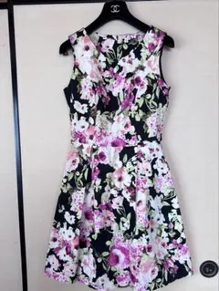 ❤️パープルレイン❤️お花柄ワンピース　Ｍサイズのサムネイル