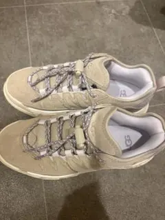 UGG ベージュ アウトドアシューズ