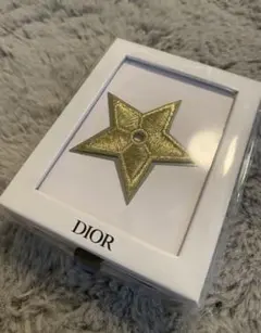 Dior ノベルティ　ブローチ　ディオール