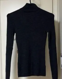 ［本日限りのお値下げ］ユニクロ メリノリブタートルネックセーター