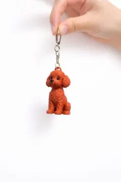 犬のキーホルダー　トイプードル　ブラウン