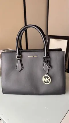 MICHAEL KORS ブラック ハンドバック