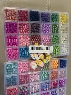 【オススメ】ビーズ多色パールビーズセットとチャームセット