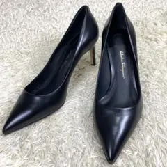 『未使用級／箱』フェラガモ パンプス ピンヒール ブラック レザー ポインテッド