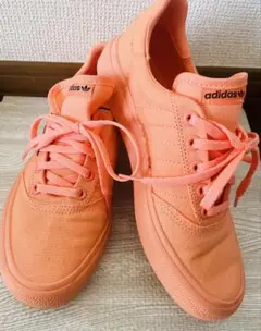 【お値下げしました！】adidas/ スリーストライプ　DB3108 22.5㎝
