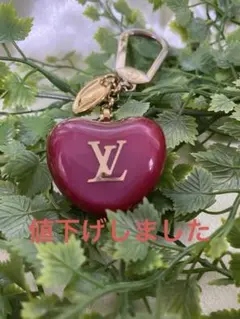 ルイヴィトン　バックチャームのサムネイル