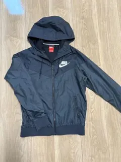 NIKE フード付き ブラックナイロンジャケット