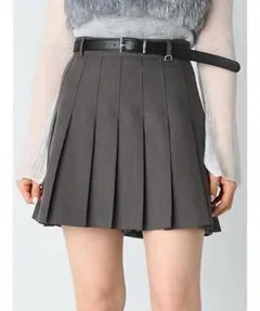 LILY BROWN スカショーパン グレー