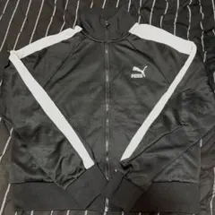 PUMA ブラック ジップアップジャケット