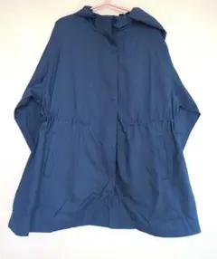 ユニクロ　ポケッタブル　UVカットパーカーPOCKETABLE 120