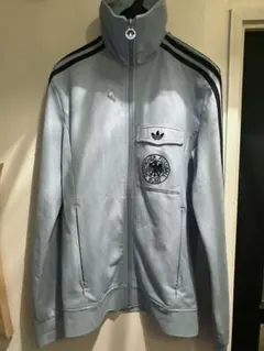 adidas トラックジャケット ライトブルー　あのちゃん着用