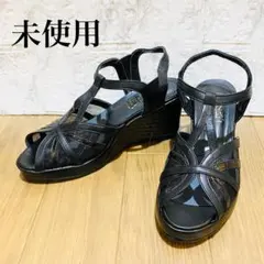 Item thumbnail for item 62041072-1609-4903-a6ed-d42293d2560d