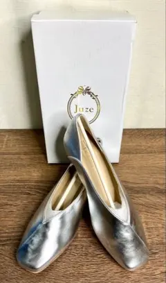 Juze フラットシューズ シルバーのサムネイル