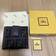FENDI ズッカ柄 二つ折り財布 箱付き