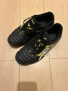 ASICS GEL-LETHAL サッカーシューズ ブラック/イエロー