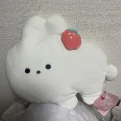 つぶらな瞳のいちごフェア うさぎ 白うさぎ ぬいぐるみ クッション