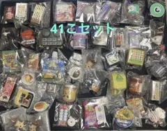 ガチャガチャ　食べ物　お菓子　アイス　フエラムネ　缶詰　カレー　ねるねるねるね