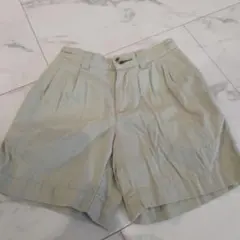 トミーヒルフィガー　サイズ４(1１0くらい)　半パンツ　美品