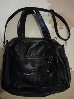 黒　トートバッグ　ショルダーバッグ　大容量　黒　レザー風